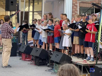 Sycamore Youth choir kicks off First Fridays